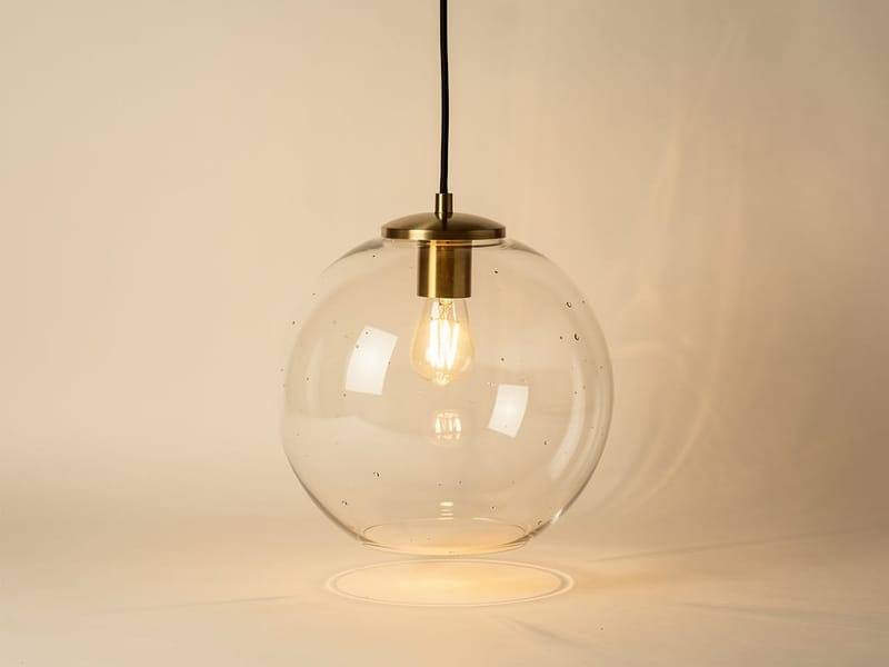 Globe pendant, clear