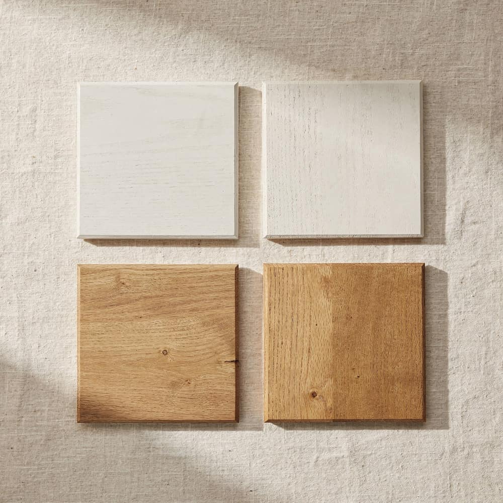 Finish grid board: samples of one door in painted maple and stained oak, rendered